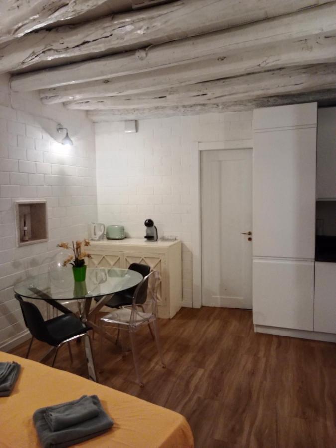 كالياري Abbalughente Central Rooms المظهر الخارجي الصورة